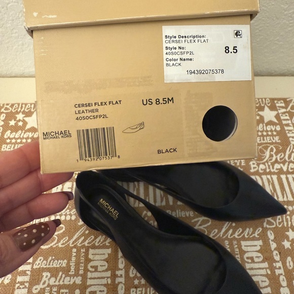 NIB MICHAEL Michael Kors Pointed Toe Flats - Picture 14 of 16